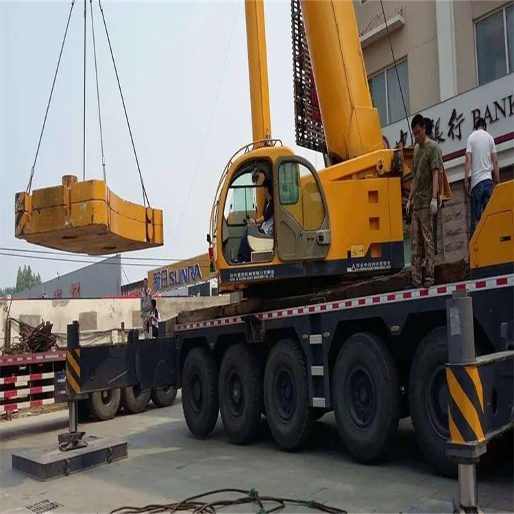 博白当地吊车出租|机器吊装|75吨|工厂搬迁服务